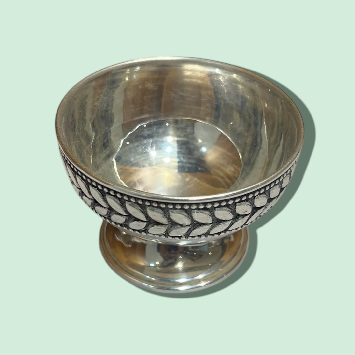 ANTIQUE ICE-CREAM BOWL