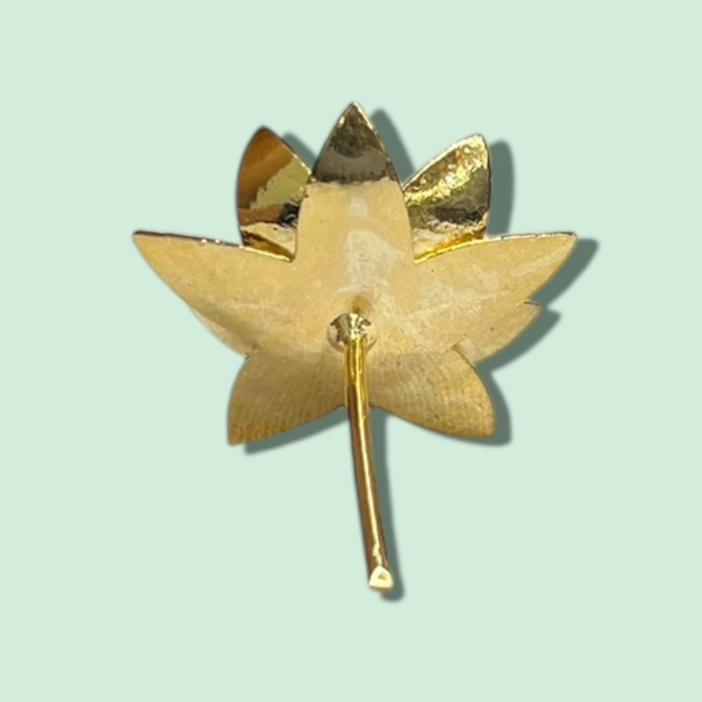 GOLD POLISH LOTUS FLOWER