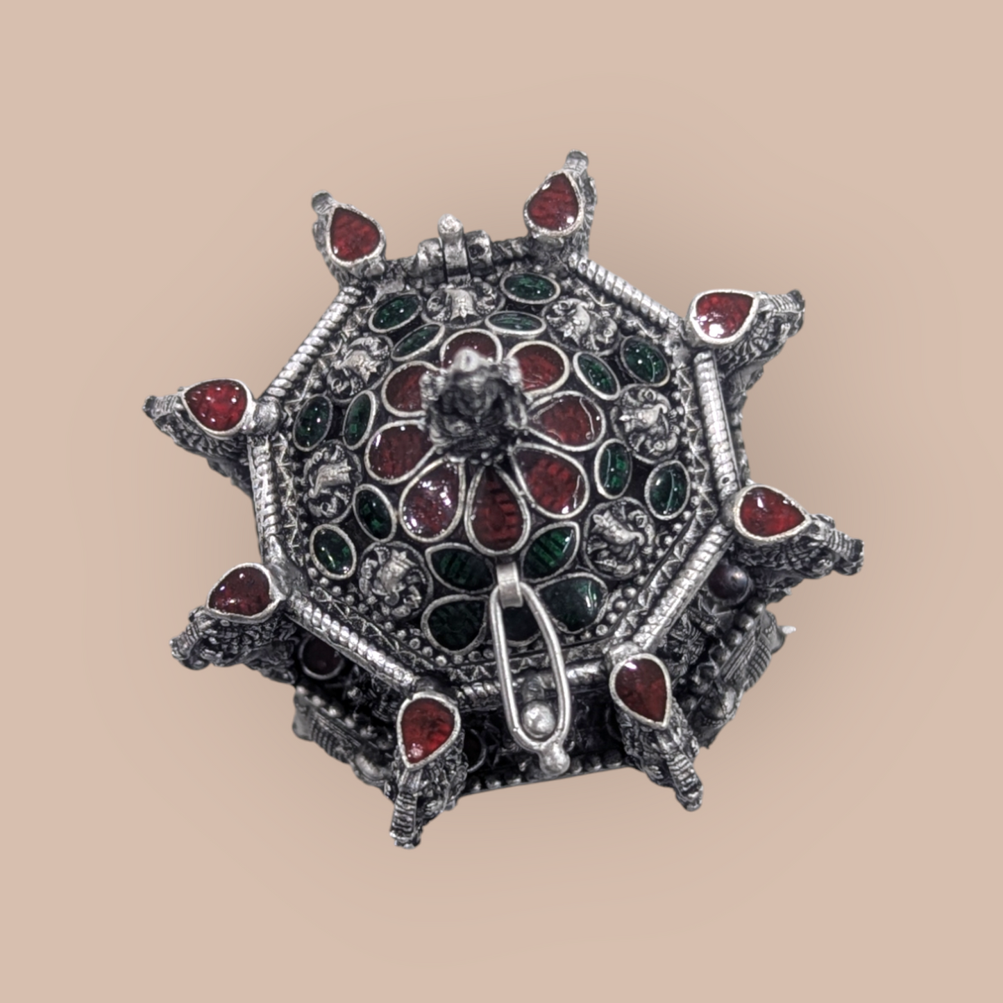 Emerald Antique ENT Kumkum Bharani