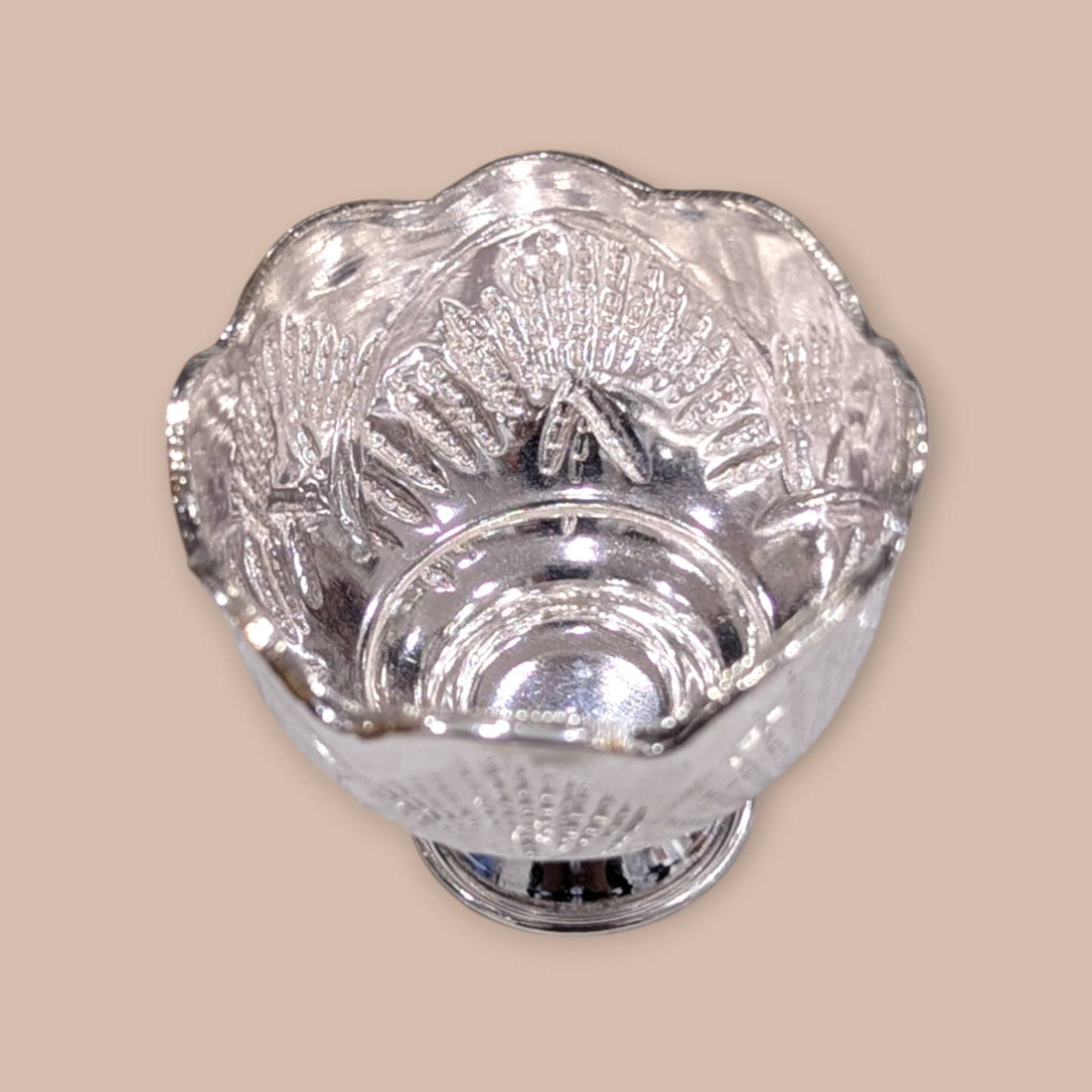 Silver V-Cup