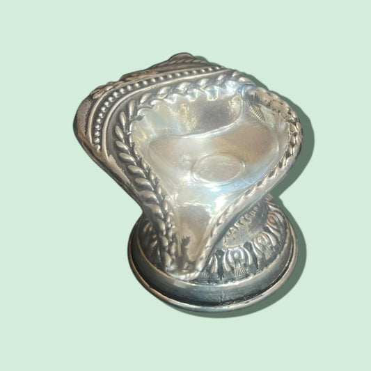ANTIQUE SHENKU DIYA (R)