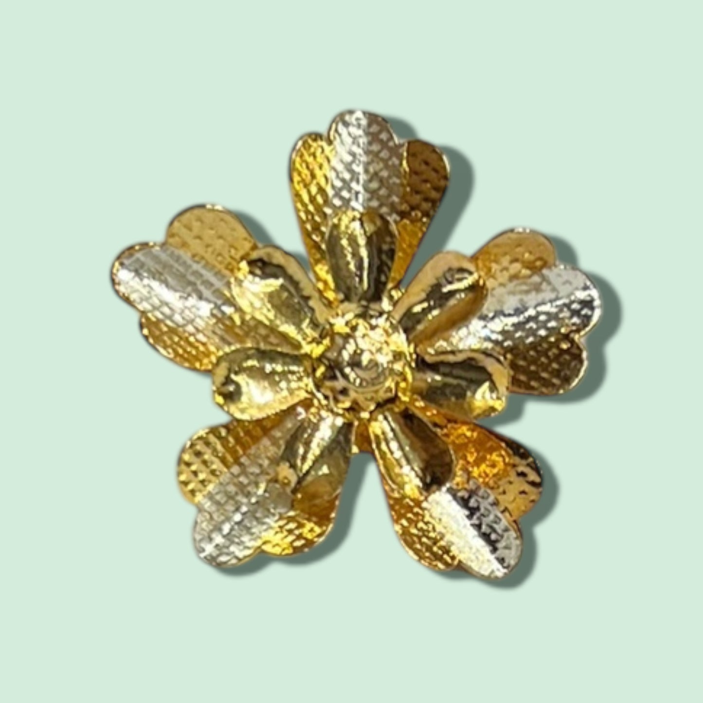 GOLD POLISH FLOWER