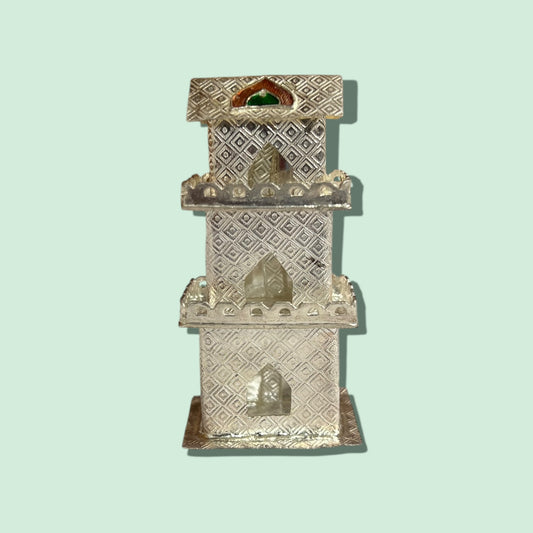 SILVER HOUSE