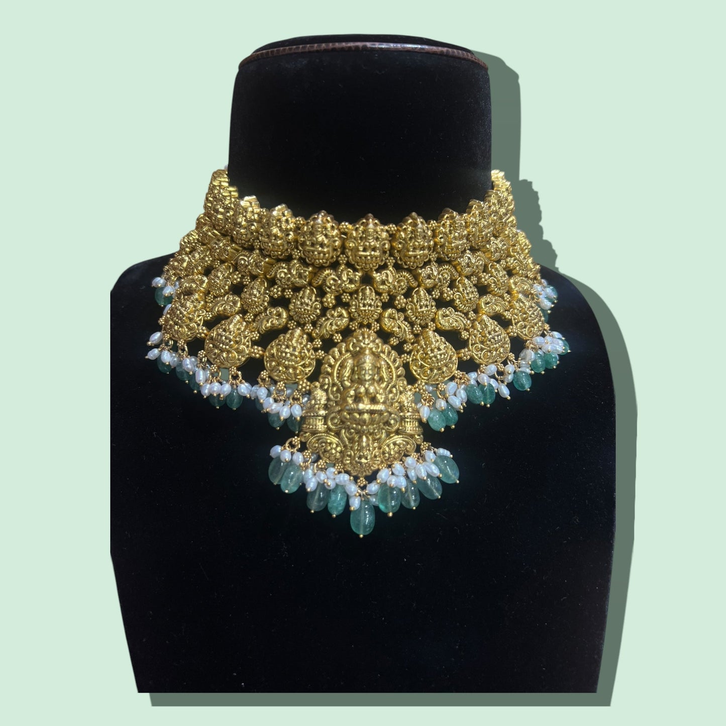 92.5 WITH GOLD COATED NECK CHOKER