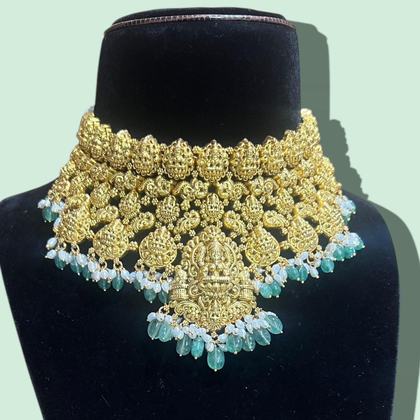 92.5 WITH GOLD COATED NECK CHOKER