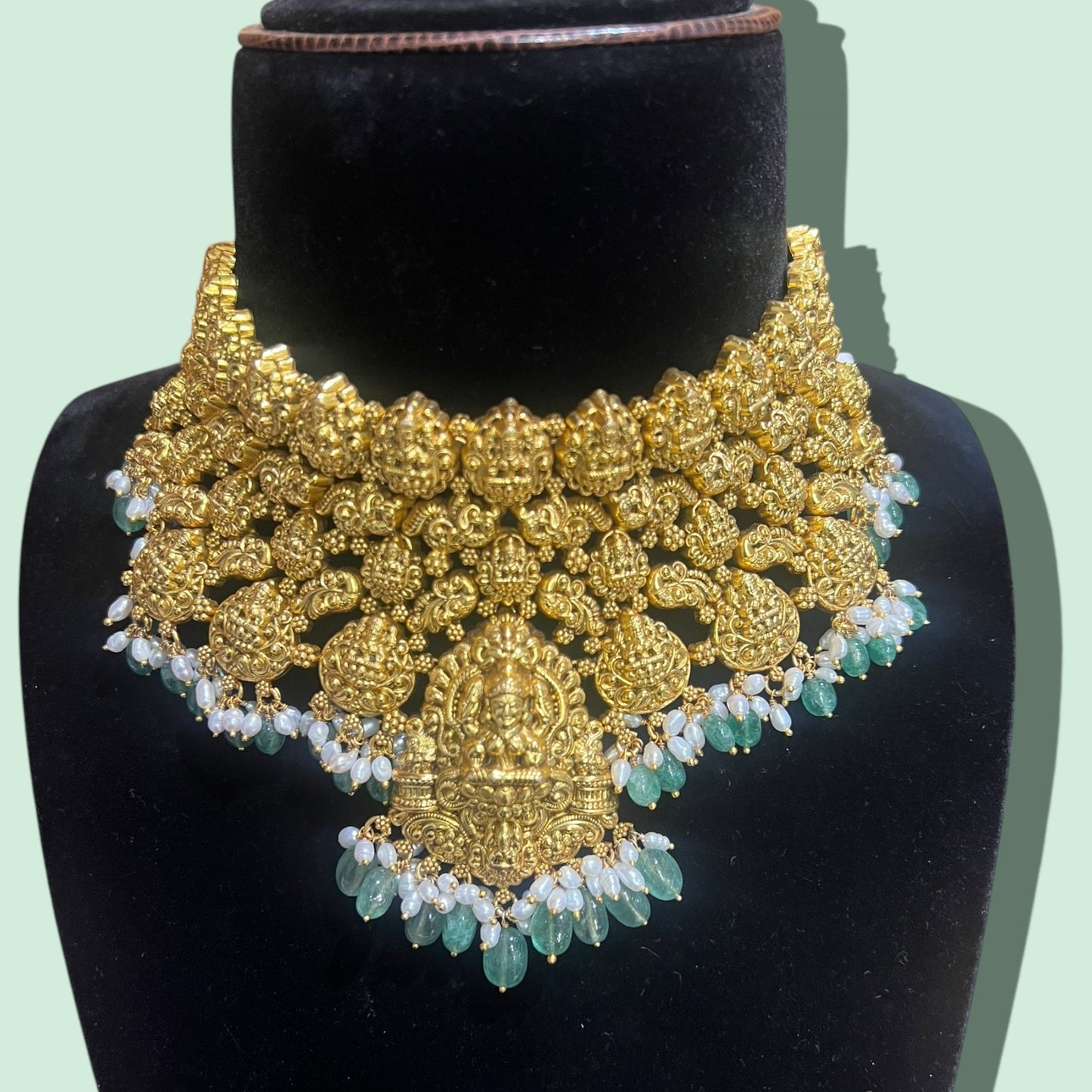 92.5 WITH GOLD COATED NECK CHOKER