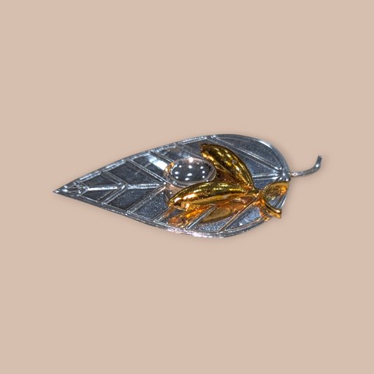 Silver Akuvakka With Gold Coated Banana