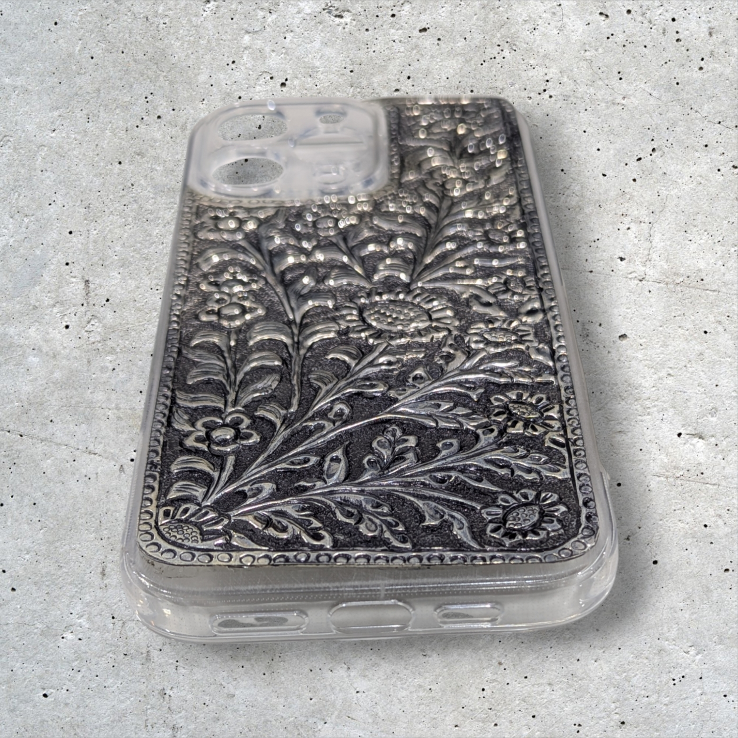 I Phone 16 Pro Max Silver Back Cover