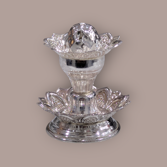 Silver Flower Kaddi Stand