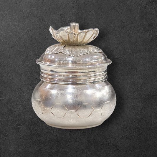Silver Kumbha Aarthi
